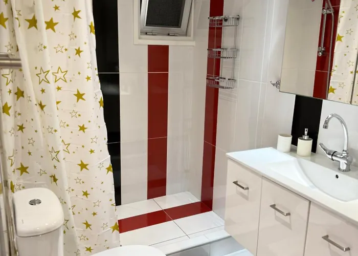 Lights Of Paradise - Your Happy Escape Айя-Напа