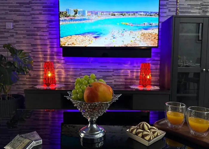 Lights Of Paradise - Your Happy Escape Apartament